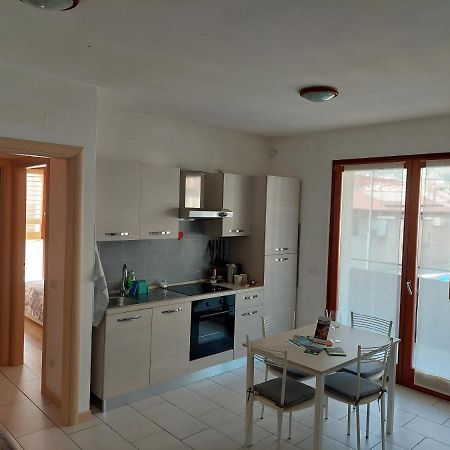 Bilocale Luminoso, Ottima Posizione Apartment Sondrio Exterior foto