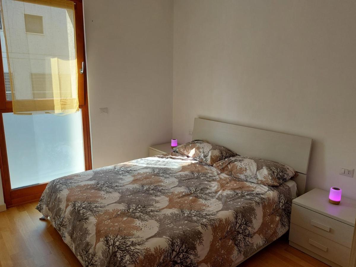 Bilocale Luminoso, Ottima Posizione Apartment Sondrio Exterior foto